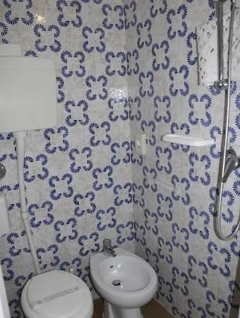 Colivingone-mora *