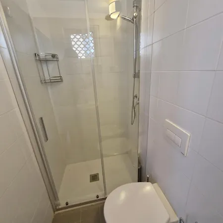 Colivingone-mora * Ρίμινι