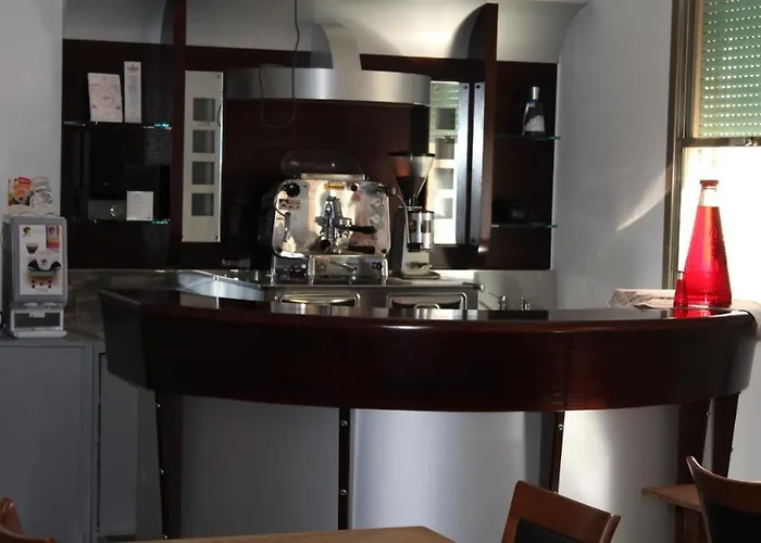 Colivingone-mora * רימיני