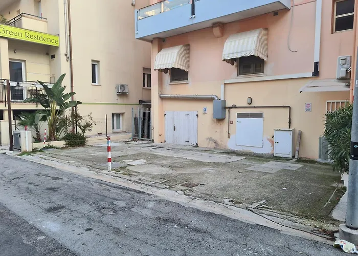 Colivingone-mora בית הארחה *